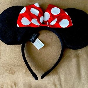 Disney lot - 9/10 year old